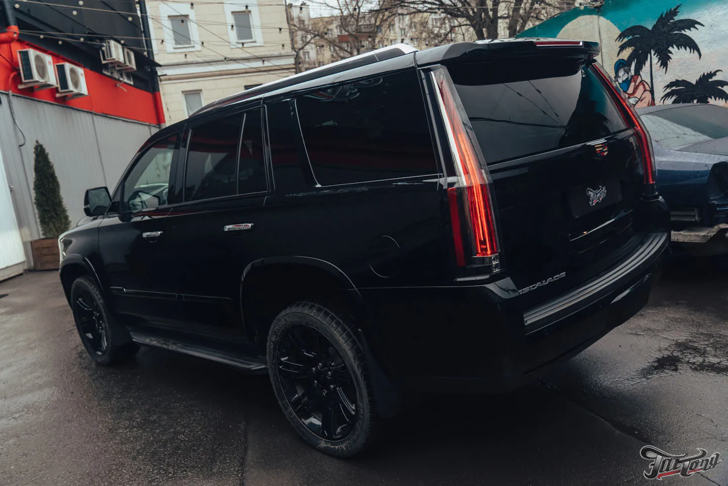 Комплексная шумоизоляция салона Cadillac Escalade